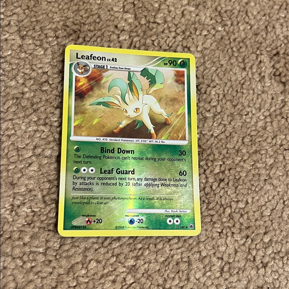RARE HOLO Leafeon holographic Pokemon training card